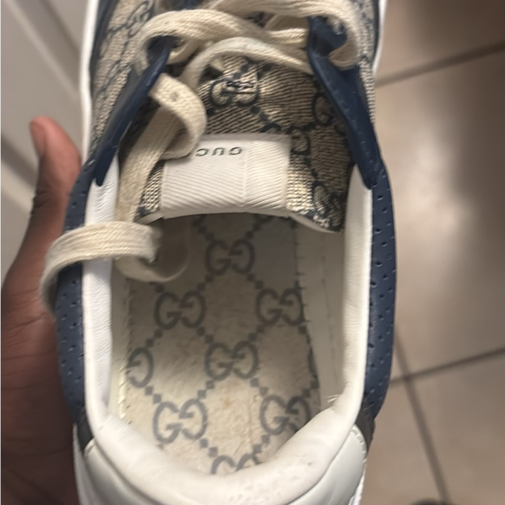 Men gucci sneakers for $800 willing to go down, they are not kid sneakers